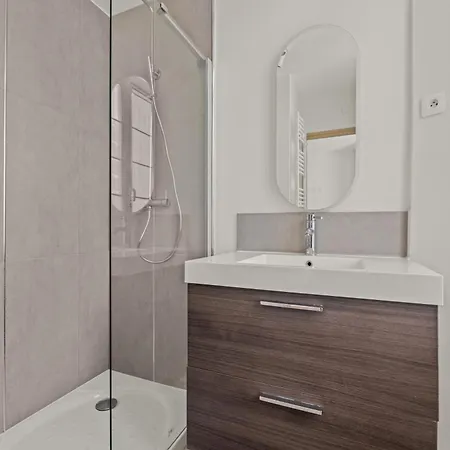 아파트 Lb Vacation I Beautiful, Renovated Duplex With Swimming Pool 칸느