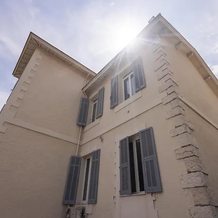 Lb Vacation I Beautiful, Renovated Duplex With Swimming Pool *