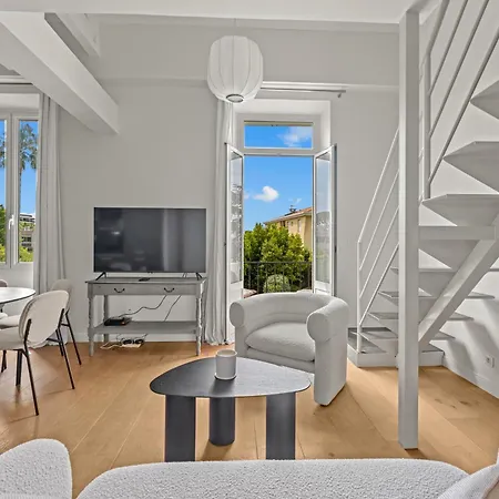 Lb Vacation I Beautiful, Renovated Duplex With Swimming Pool 칸느