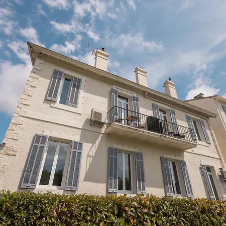 Lb Vacation I Beautiful, Renovated Duplex With Swimming Pool * 칸느