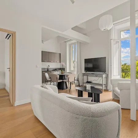 Lb Vacation I Beautiful, Renovated Duplex With Swimming Pool 아파트 칸느